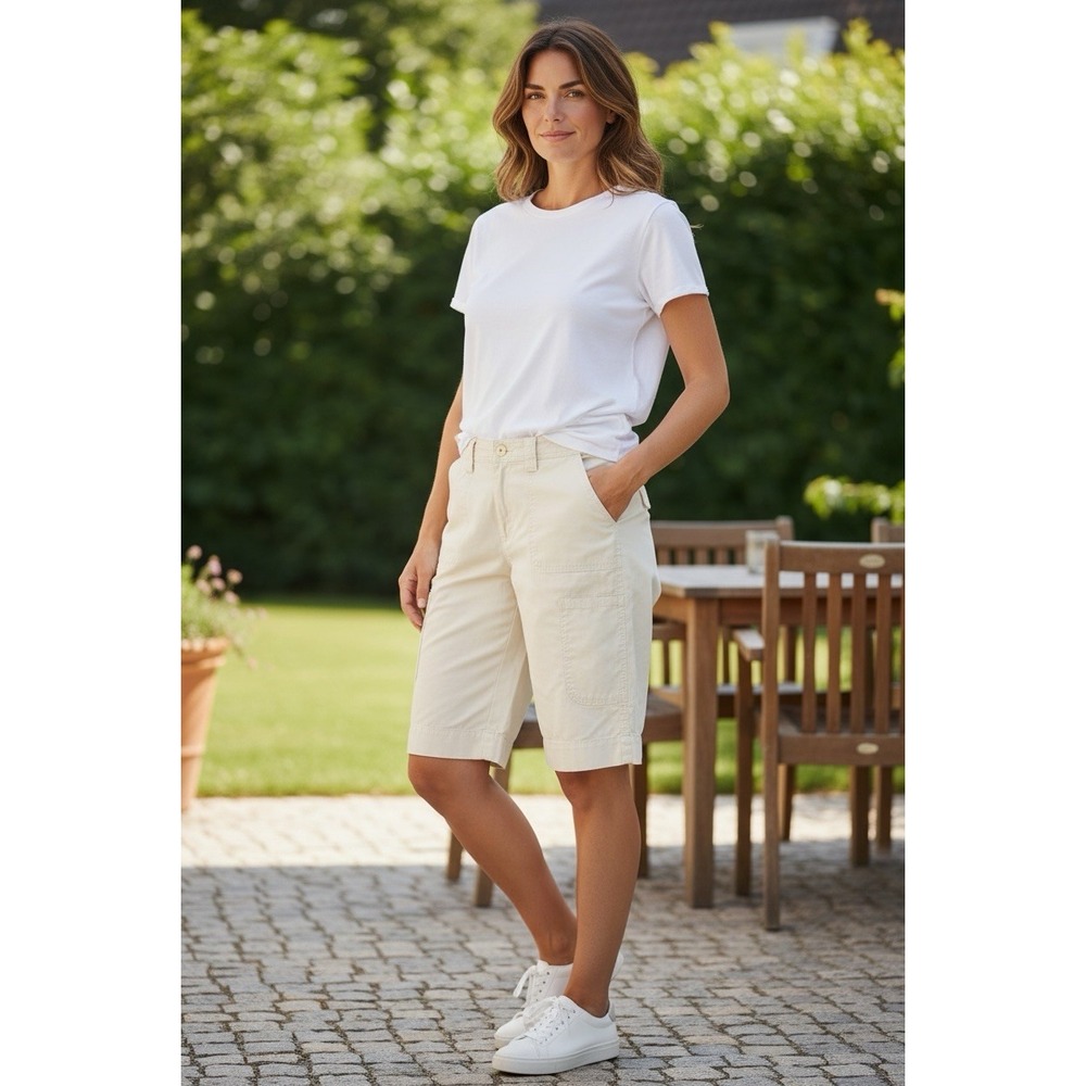 Ralph Lauren Women's Beige Vintage Bermuda Shorts Size 10 Summer 3 QuarterShort